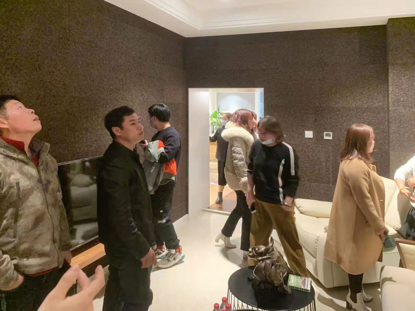 首屆新疆國(guó)際軟木文化節(jié)交流會(huì)啟動(dòng),“軟”實(shí)力硬圈粉! 17 首屆新疆國(guó)際軟木文化節(jié)交流會(huì)啟動(dòng),“軟”實(shí)力硬圈粉! 17